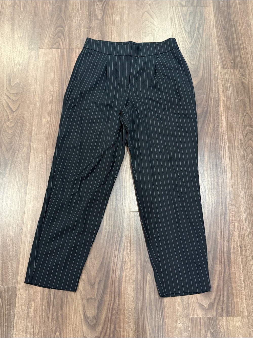 Express Black Pinstripe Cropped Ankle Pants